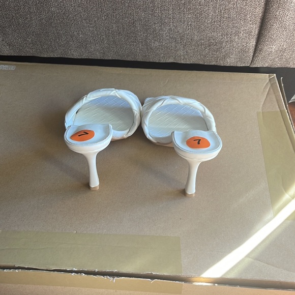 Womens Sandals, Women's Sandals Braided Shoulder Straps 7 new‎ never worn - Picture 3 of 6